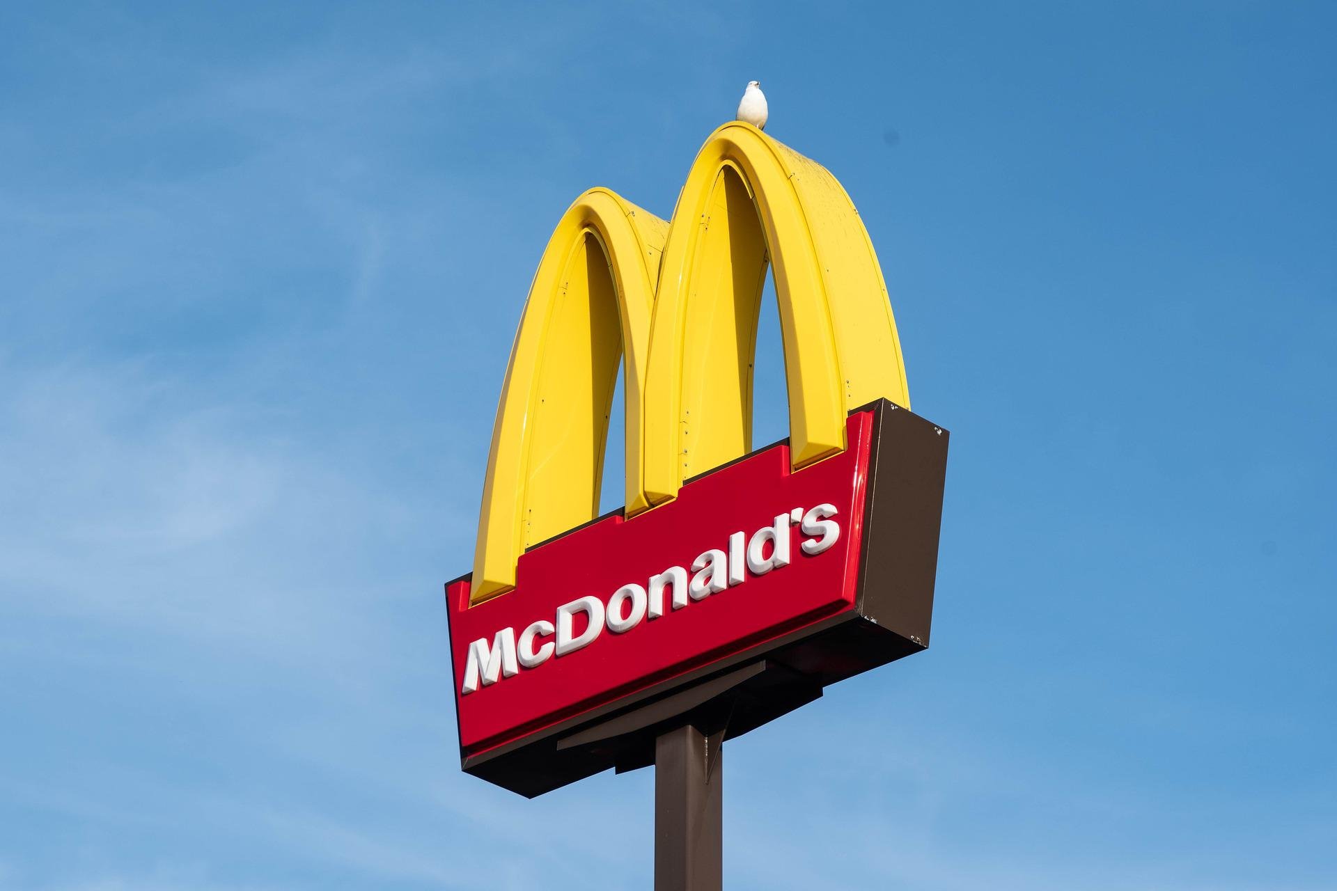 新作グッ これのみ！McDonald's★マクドナルド　看板　ディスプレイ　プリント 雑貨
